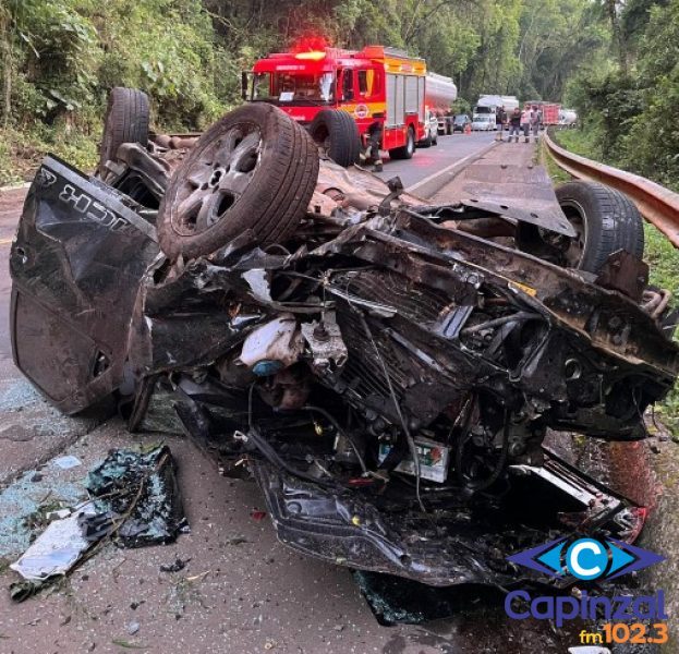 Mulher morre e outras duas pessoas ficaram feridas após acidente na SC-150