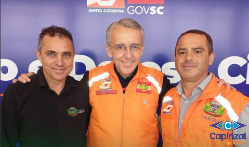 Jaborá é contemplado com Jeep, caminhão-tanque, drones e cabeceiras de pontes da Defesa Civil estadual