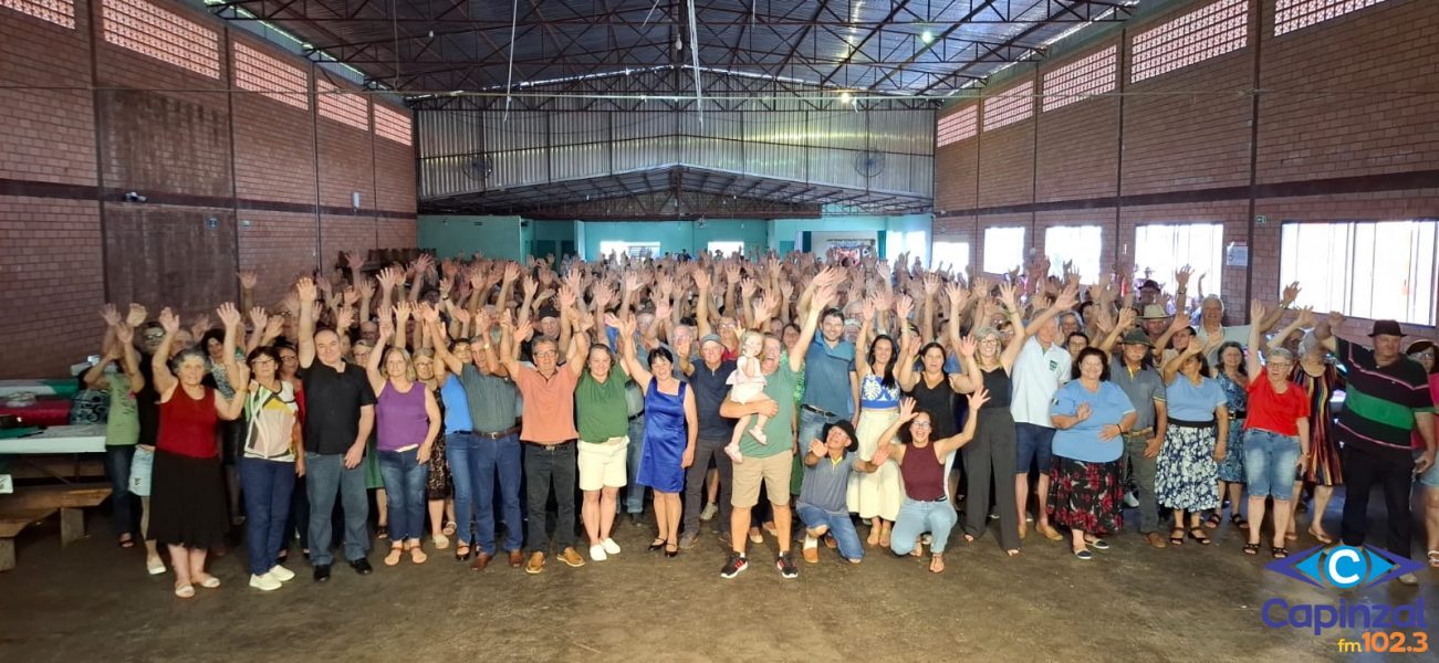 Alegria, integração e emoção marcaram o encerramento das atividades da Terceira Idade em Ouro