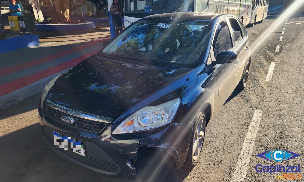 Motociclista é socorrido pelos Bombeiros após acidente no centro de Capinzal