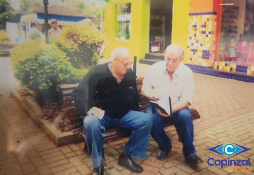 Em sessão extraordinária, Câmara de Capinzal aprova nome de Aroldo Antonio Barison para a praça do Calçadão