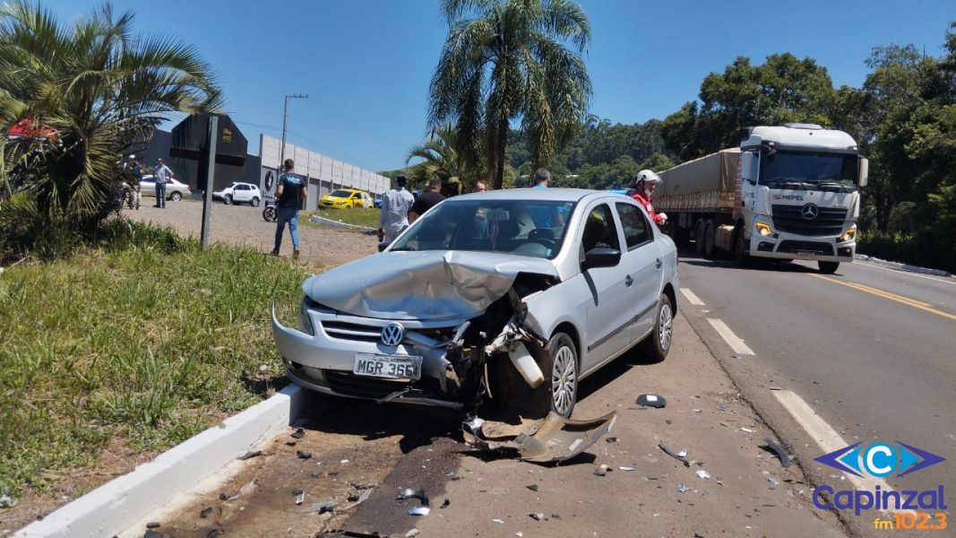 Três pessoas são socorridas após colisão na BR-153 em Concórdia