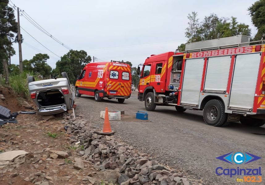 Motorista fica ferida após capotamento na SC-283, em Seara