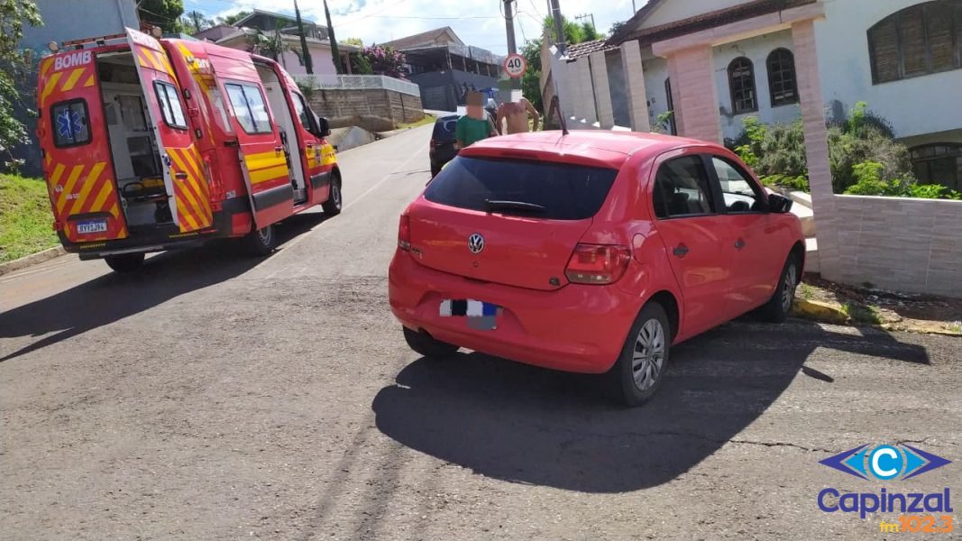 Colisão entre carro e motocicleta deixa dois feridos em Ipira
