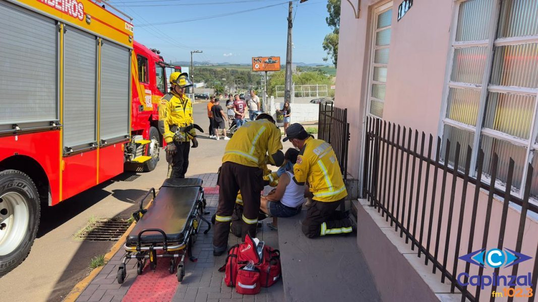 Motociclista fica ferida após colisão com automóvel em Campos Novos