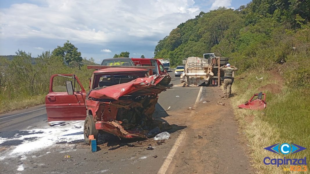 Colisão grave entre caminhões no novo traçado do Contorno Norte em Concórdia