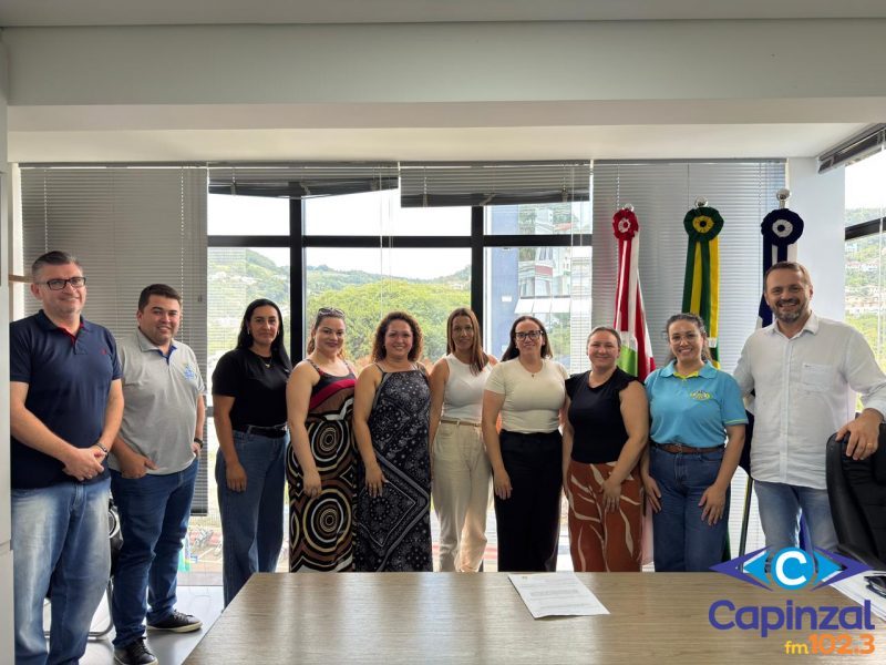Reunião em Capinzal discute implementação de lei que inclui Educação Infantil no magistério