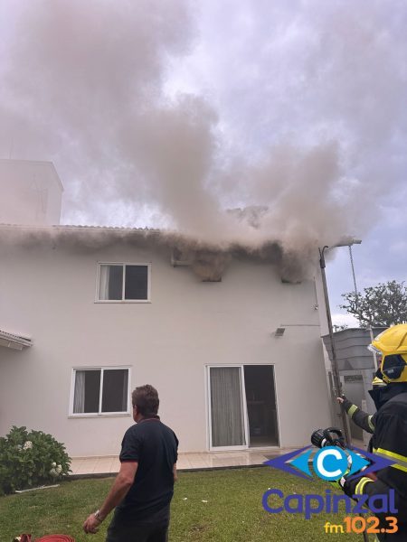 Incêndio atinge residência no centro de Catanduvas