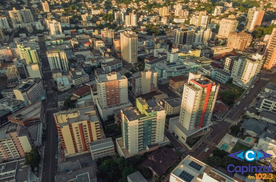 Homem é condenado por homicídio qualificado e outros cinco crimes em Joaçaba