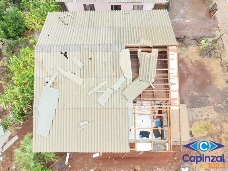 Forte temporal deixa rastro de danos em Faxinal dos Guedes