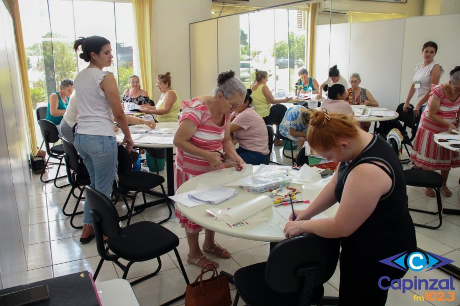 A Casa da Cultura de Zortéa transformou-se, nesta semana, em um verdadeiro ateliê de criatividade e aprendizado.