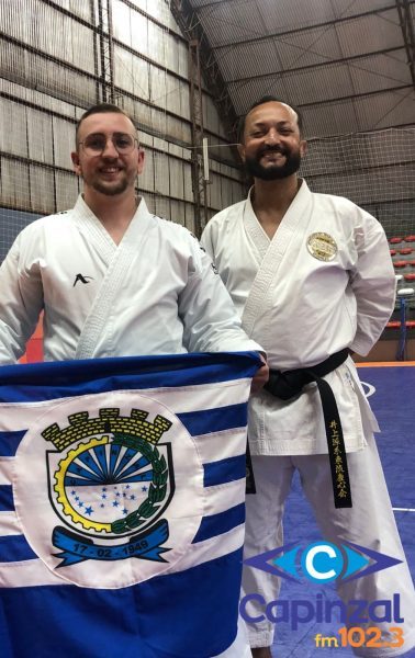 Sensei Bruno Saretta representa Capinzal em curso técnico de Karatê em Curitibanos