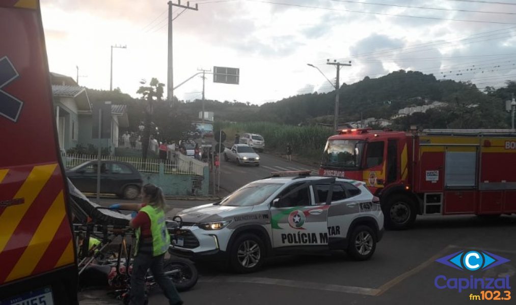 Queda de moto deixa feridos no centro de Salto Veloso