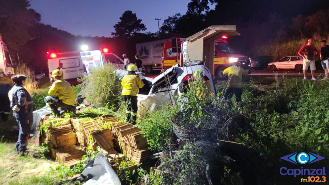 Mulher morre e motorista ferido com gravidade em Jaborá