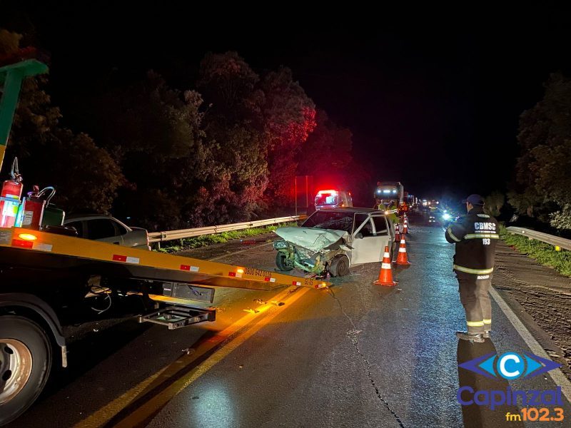 Acidente envolvendo quatro veículos deixa feridos na BR-116