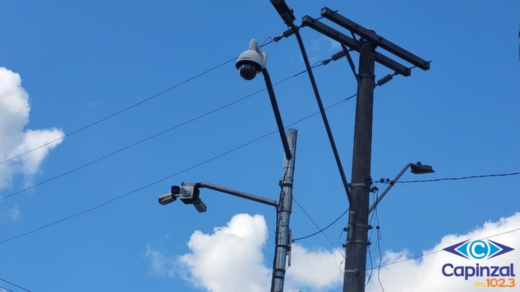 Prefeitura de Ouro amplia sistema de videomonitoramento e município passa a contar com 30 câmeras em operação