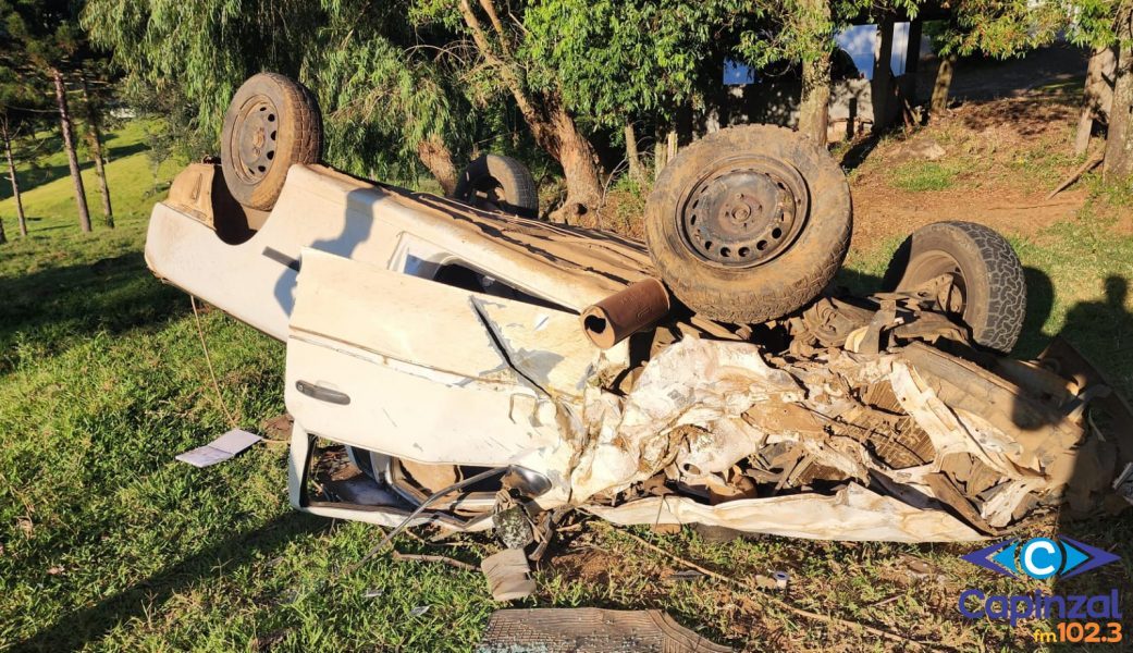 URGENTE: Saída de pista na SC-467 deixa um morto e um ferido no interior de Jaborá