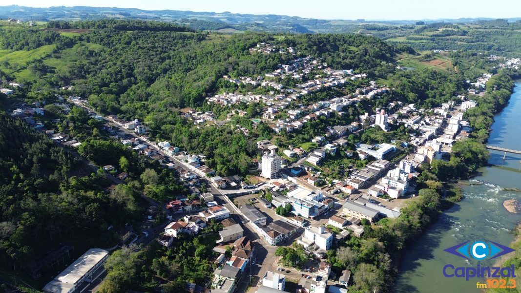 OUÇA: Prefeito Dire esclarece lei que proíbe novas construções em áreas de risco e descarta desocupações em Ouro