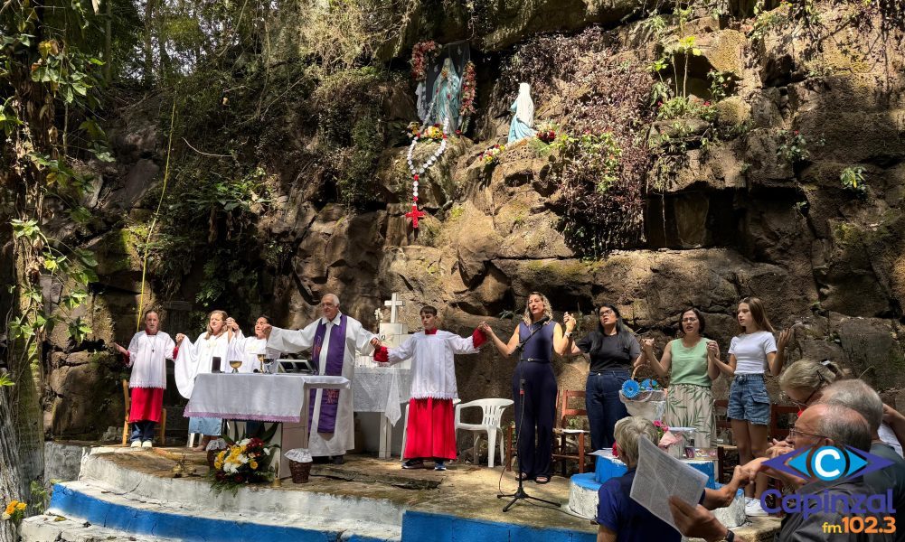 Fé e devoção marcam tradicional Festa na Gruta na comunidade da Barra do Leão