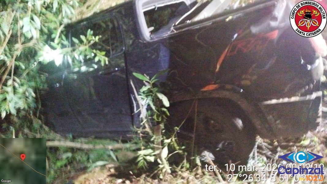 Motorista fica ferido após colisão entre caminhão e caminhonete na BR-282, em Vargem