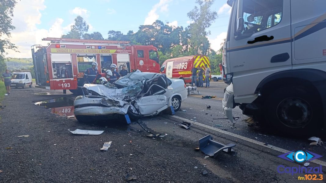 Colisão entre carreta e veículo deixa uma vítima fatal na BR-153