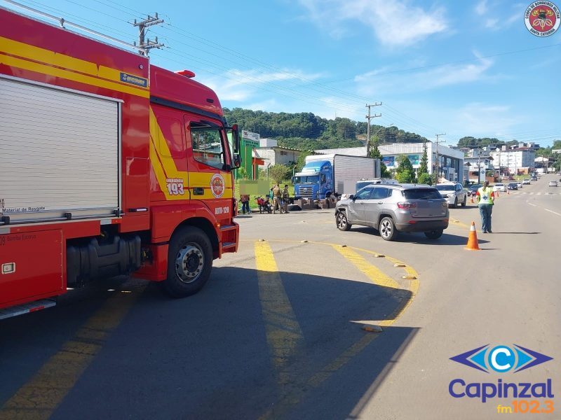 Acidente entre carro e motocicleta deixa dois feridos na SC-355, em Videira