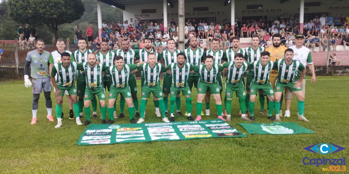 União Pinhal vence fora de casa e abre vantagem na final da Copa LEOC