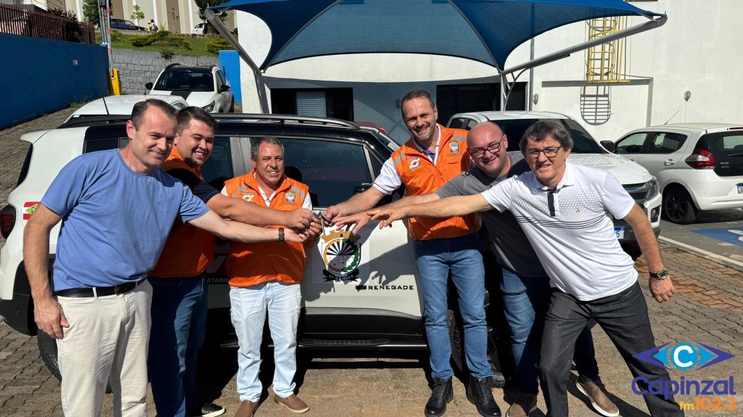 Defesa Civil de Capinzal recebe novo veículo 4×4 do Governo do Estado