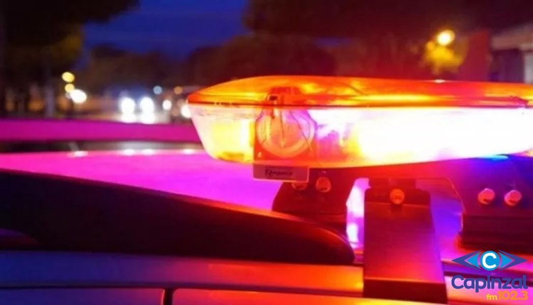 Polícia Militar cumpre mandado e prende mulher durante abordagem em Campos Novos