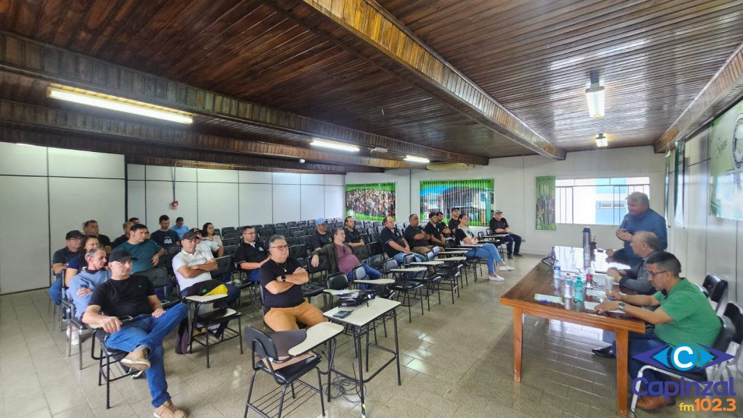Pauta do acordo coletivo é aprovada em assembleia do     SINDICADEZAL em Capinzal