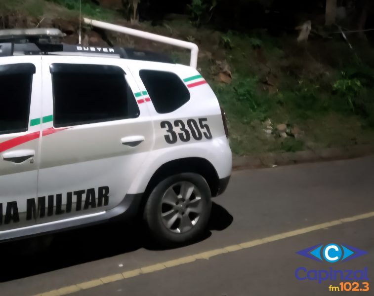 Residência é invadida e furtada em Ouro