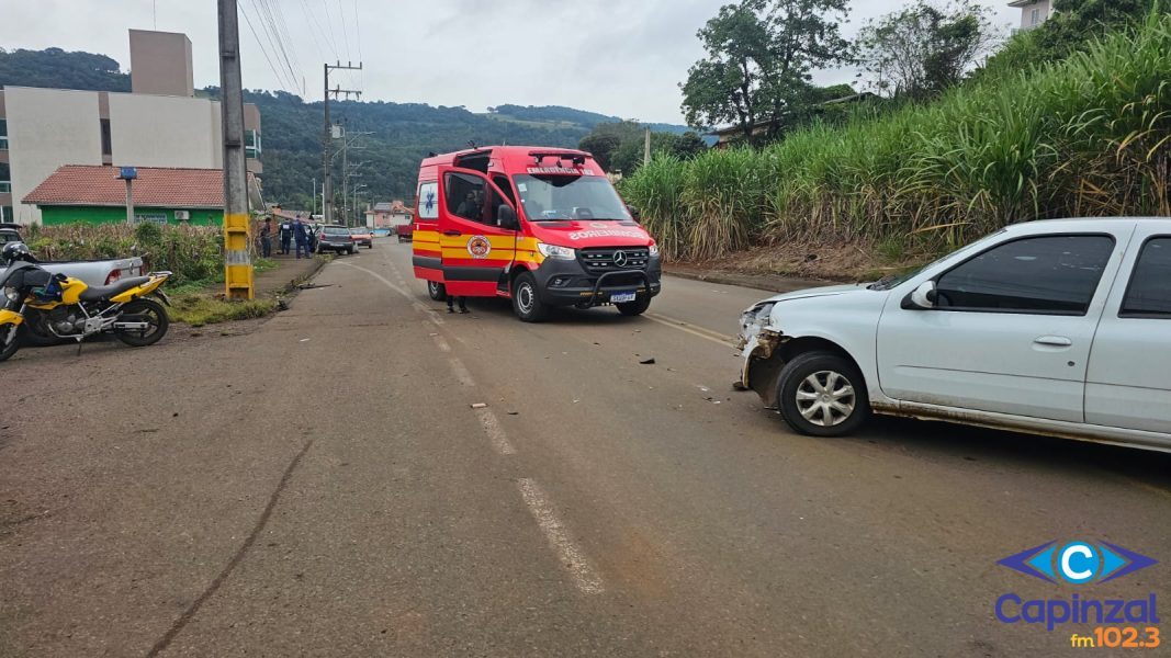 Colisão entre veículos mobiliza Bombeiros na SC-150 em Ouro