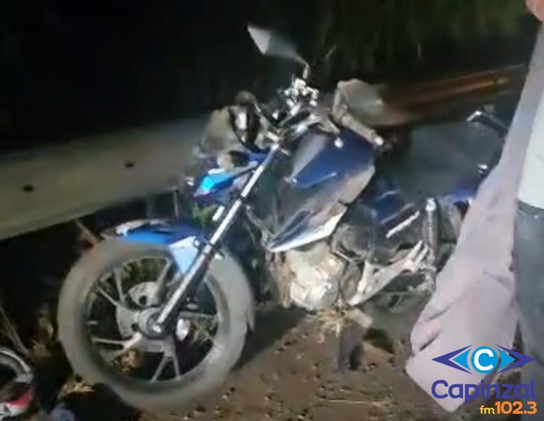 Motociclista fica ferido após colisão contra guard rail na SC-150 em Capinzal