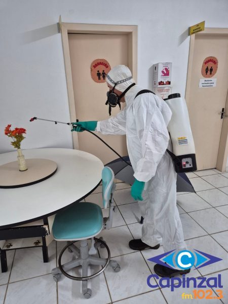 Ouro inicia aplicação de borrifação residual em prédios públicos para reforçar combate à dengue