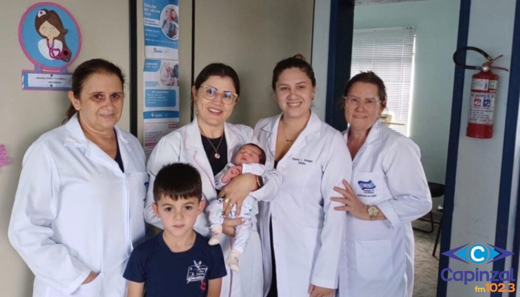 Vereadores aprovam Moção de Aplauso a profissionais de saúde da Vila União por salvarem recém-nascida