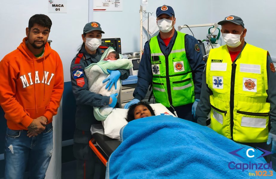 Bebê nasce em casa e mãe é atendida pelos bombeiros durante a madrugada em Piratuba