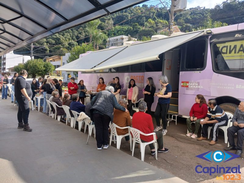 Ônibus Lilás mobiliza comunidade e fortalece ações de proteção às mulheres em Ouro
