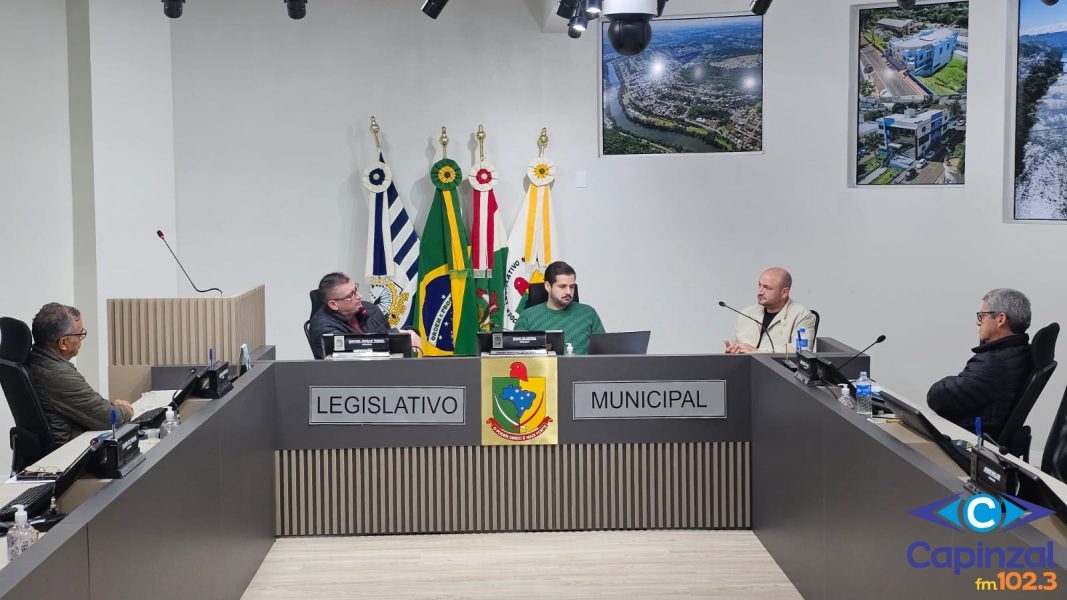 VÍDEO: CPI dos Medicamentos ouve ex-secretário Alveri da Rosa e aprova visita à farmácia pública de Capinzal