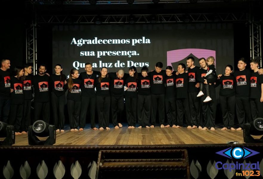 Com mais de 20 cidades percorridas e mais de 100 apresentações, Grupo Teatral Elohim celebra 3 anos de missão