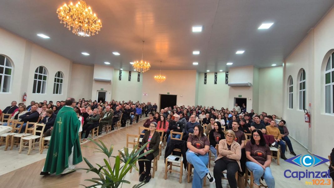 Segunda noite do tríduo reúne grande número de fiéis em preparação a festa  Nossa Senhora do Caravaggio em Ouro