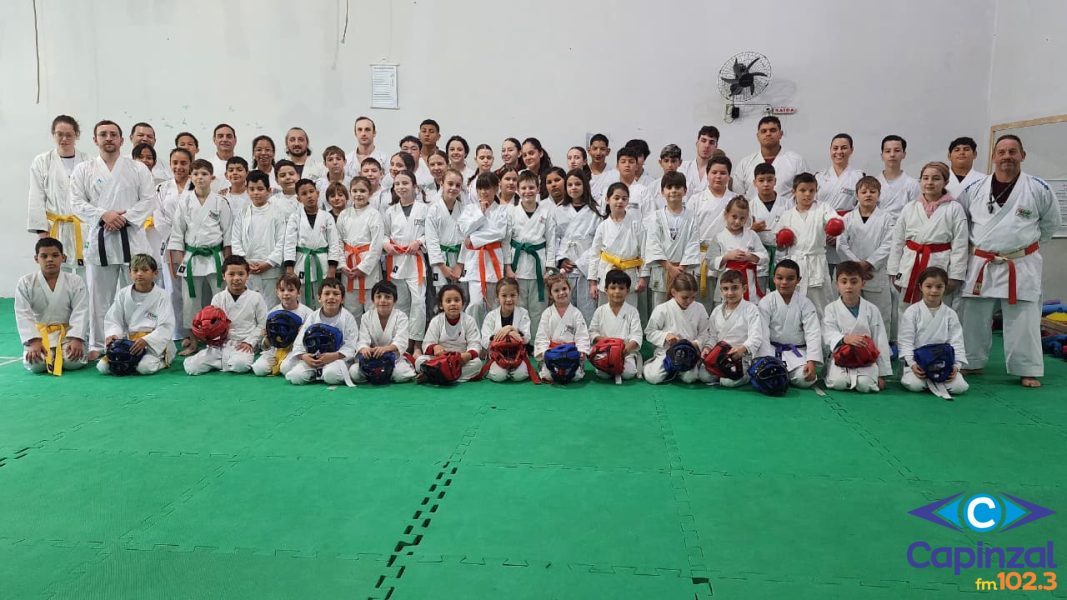 VÍDEO: Atletas de Capinzal, Ouro e Lacerdópolis realizam último treinamento para a 2ª etapa do Estadual de Karatê