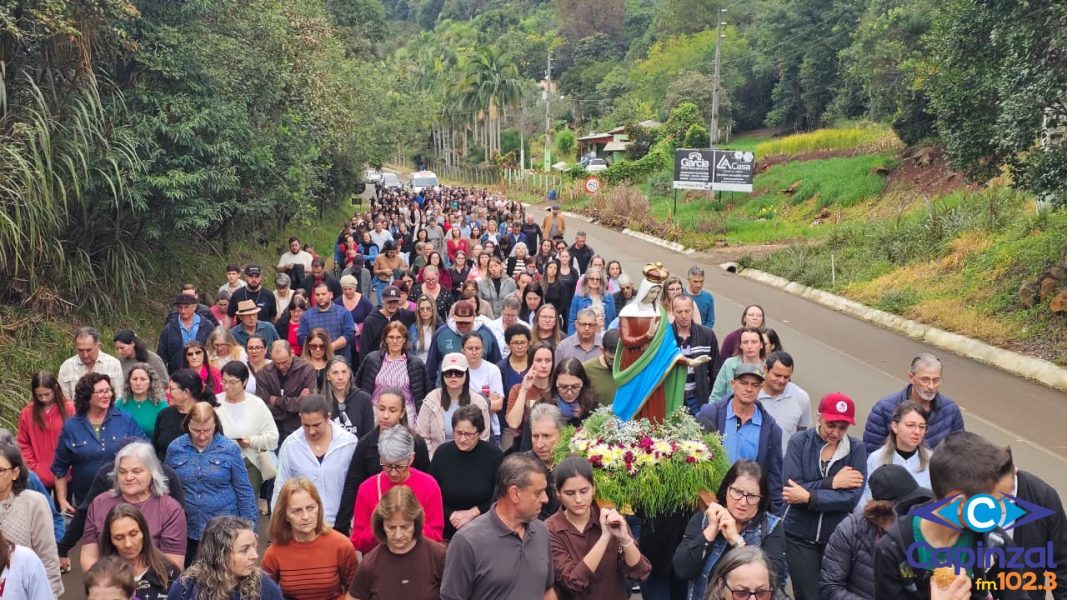 Festa de Nossa Senhora do Caravaggio supera expectativas e reúne grande público em Ouro