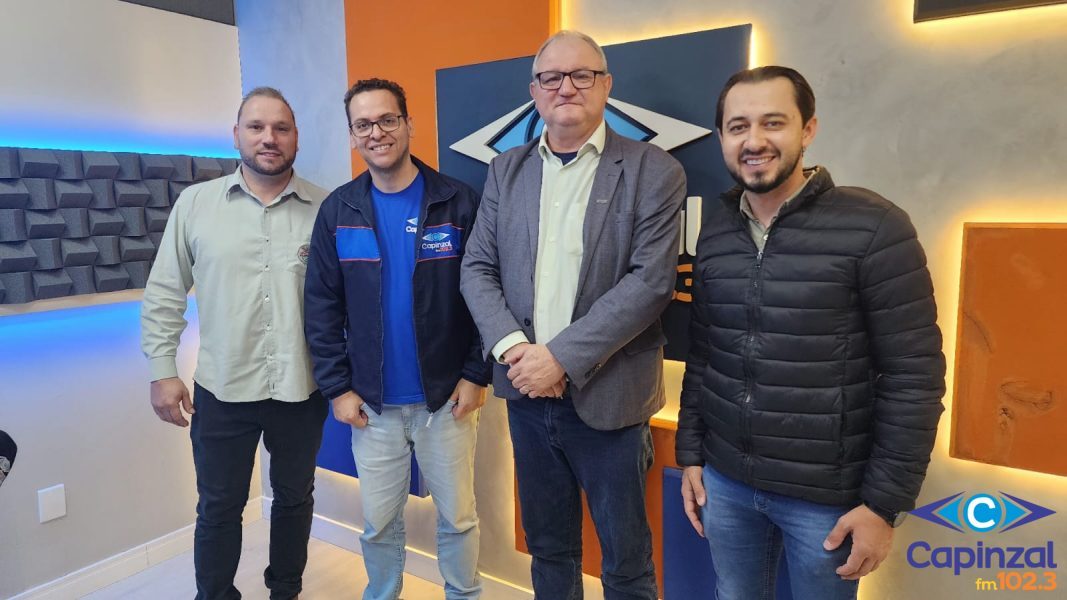 Presidente da FAMPESC visita AMPECO e reforça convite para evento sobre reforma tributária em agosto