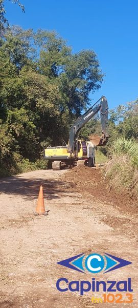 Acesso à Linha Dambros está interditado para execução de obras de pavimentação