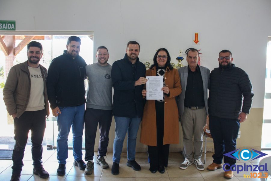 Zortéa assina ordem de serviço para reforma da Cancha Municipal de Bocha