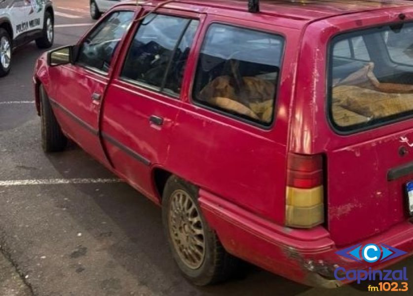 Motorista embriagado é preso após provocar acidente com veículos estacionados no Oeste de SC