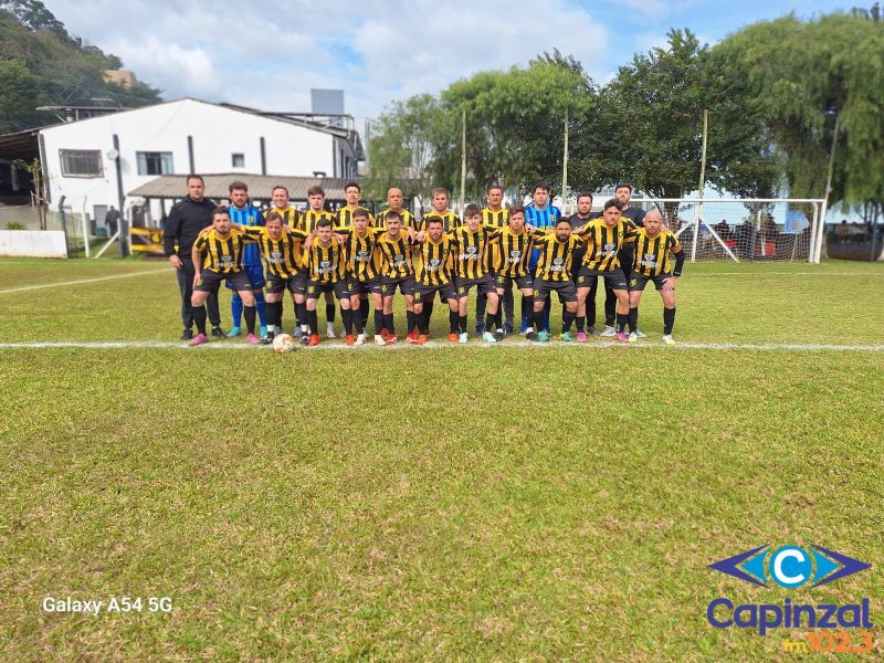 Coxilhense faz dobradinha nas semifinais e garante vaga nas finais do Municipal de Futebol de Capinzal