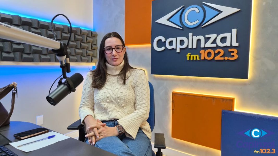 OUÇA: Capinzalense que vive no Japão compartilha trajetória no mercado financeiro e destaca a importância da educação financeira