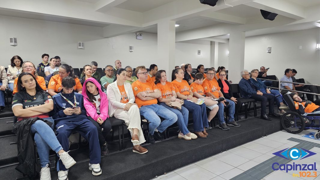 Câmara de Capinzal aprova projeto que institui o Agosto Laranja no calendário oficial do município
