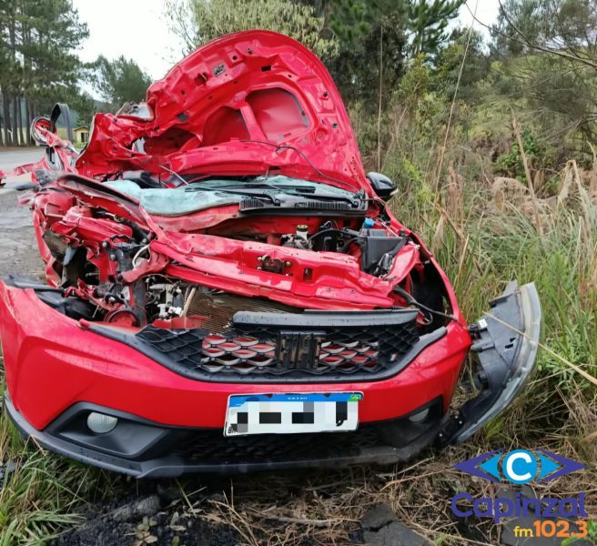 Colisão entre carro e ônibus deixa dois feridos na SC-350
